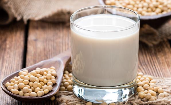 Nam giới uống sữa đậu nành có gây vô sinh
